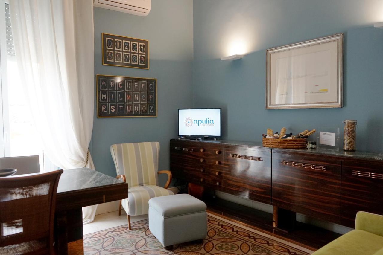 Appartamento Di Fronte Al Mare By Apulia Accommodation Bari Eksteriør bilde