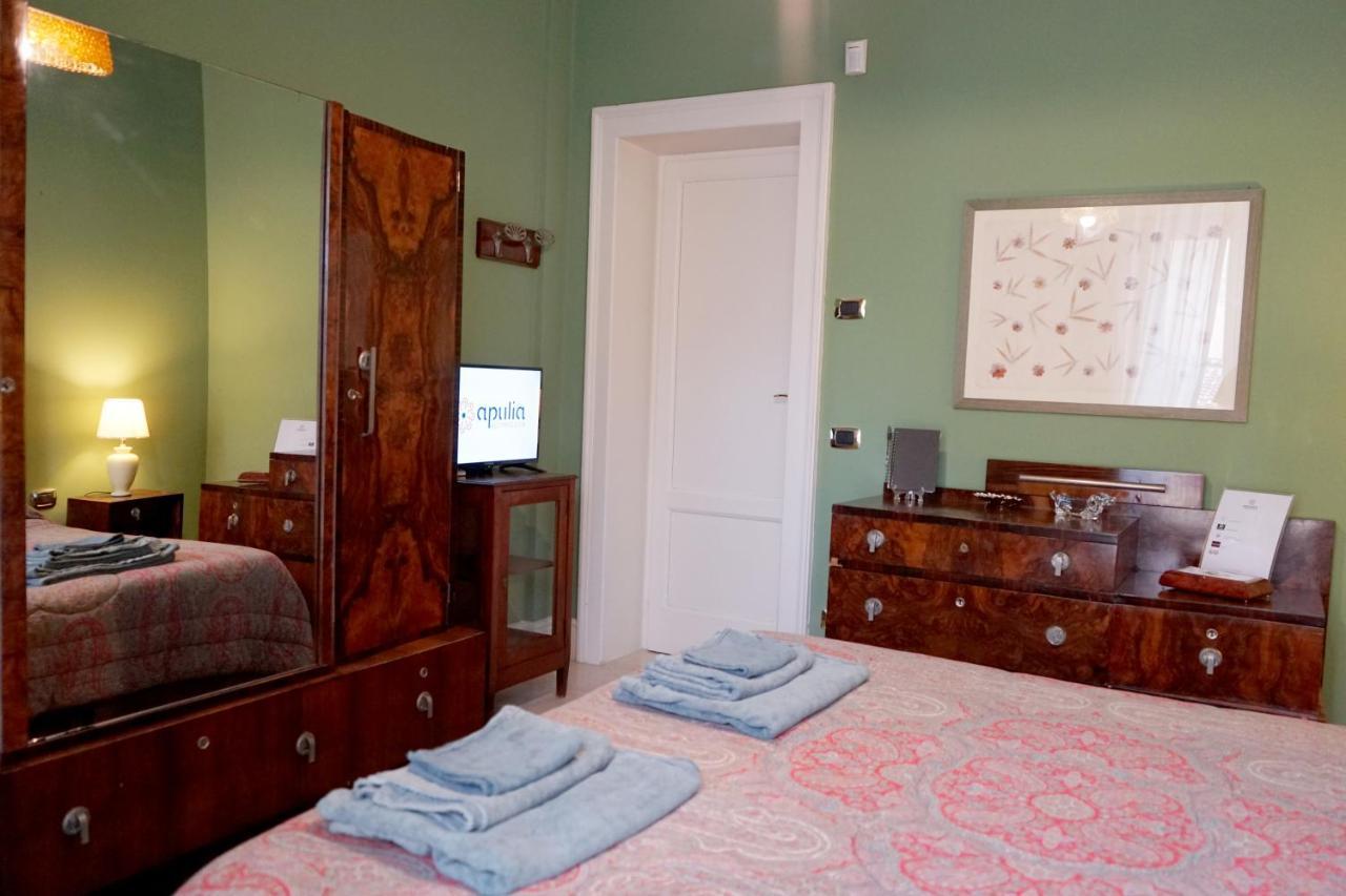 Appartamento Di Fronte Al Mare By Apulia Accommodation Bari Eksteriør bilde