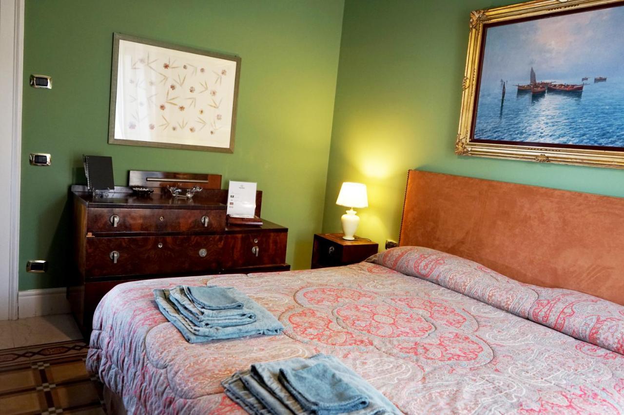 Appartamento Di Fronte Al Mare By Apulia Accommodation Bari Eksteriør bilde